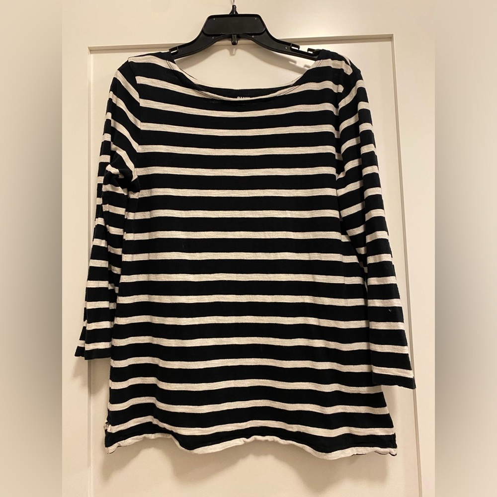 Black and white striped long-sleeve tee, medium